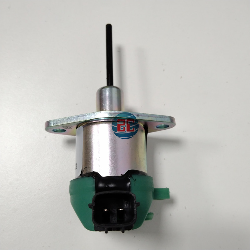 1A084-60014 디젤 연료 차단 솔레노이드 밸브는 Kubota V2203 2204 Bocat S175 150 엔진 부품에 맞습니다.