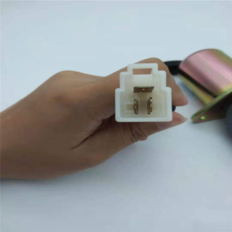 1753ES-24A3UC5B1S1/119807-77800 YANMAR 4TNE98/94/C88에 적합한 스톱 솔레노이드 밸브